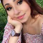 Profilbild für Lara Charlyn B
