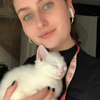 Avatar for Chloé W